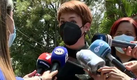 Directora de la Senniaf, Mayra Inés Silvera fue obligada a renunciar por caso de albergues