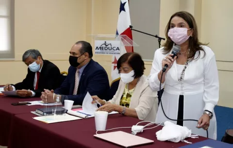 Meduca comenzará capacitaciones en educación sexual y afectividad  desde abril