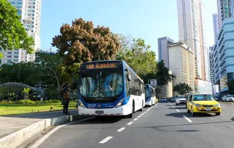 Pasaje del metro y metrobús se podrá pronto pagar con el vale digital 