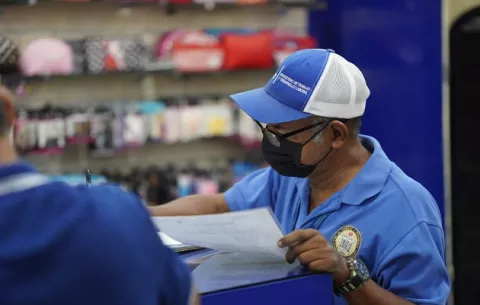 ¡Juega vivo! Empresarios les pagan menos de lo acordado a trabajadores con jornada reducida