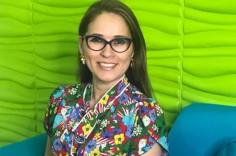 Nairobi Dacosta presentará un programa radial junto a otros cuatro periodistas 