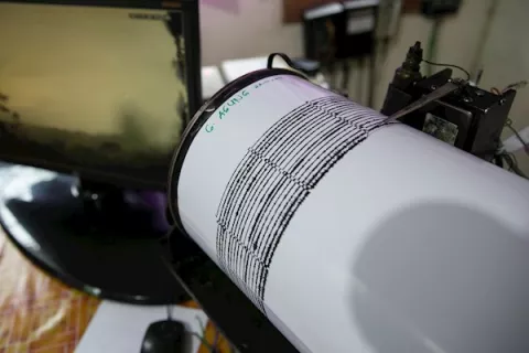 Nueva Zelanda mantiene sus costas evacuadas tras alerta de tsunami 