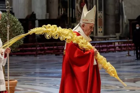 El papa Francisco pide recuperar 'la capacidad de asombrarse' para 'volver a comenzar'