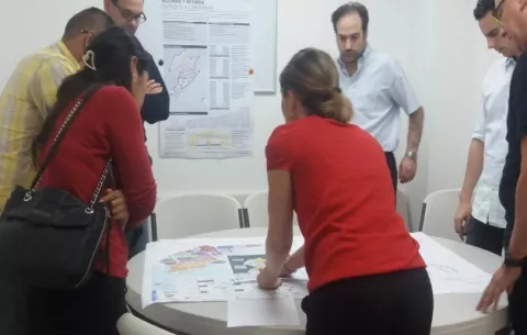 [VIDEO] La aprobación del POT ha sido politiqueado por otros intereses, menos los del pueblo, según Raisa Banfield