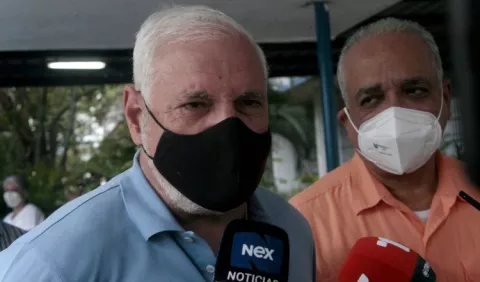 'Grandes violaciones' al debido proceso se han cometido contra Ricardo Martinelli en el caso de los supuestos pinchazos