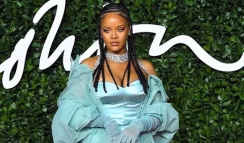 Rihanna reaparece tras fuertes críticas sobre su peso