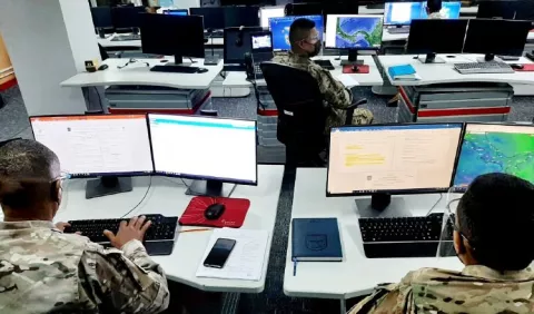 Tratado de Neutralidad debe ir a un 'quirófano' para amoldarlo a los intereses nacionales, afirma catedrático