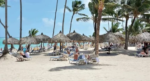 México plantea estrategia integral para atraer turistas