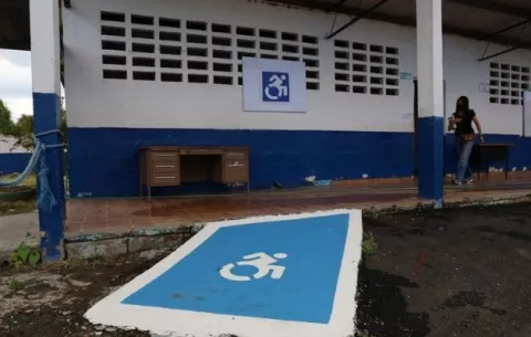 Inspeccionan cuatros escuelas en Juan Díaz para ser utilizadas como centros de vacunación contra la covid-19