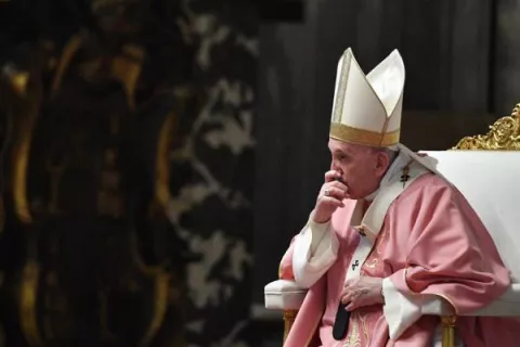 El Vaticano aclara que no puede bendecir las uniones entre homosexuales