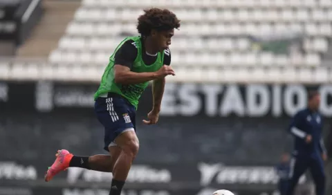 Adalberto Carrasquilla sigue sin tener minutos con el Cartagena