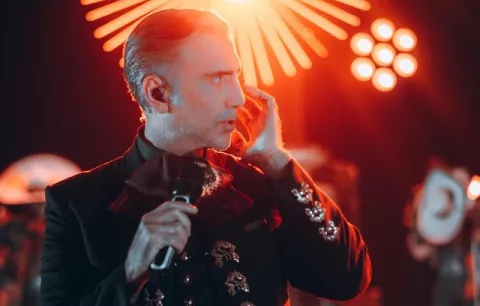 Alejandro Fernández anuncia su gira 'Hecho en México'