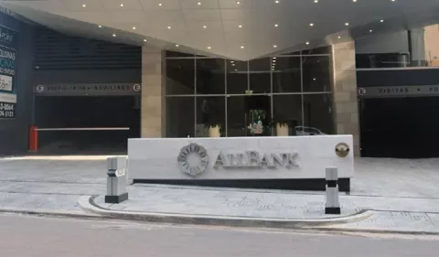 AllBank califica de arbitrario su proceso de liquidación  