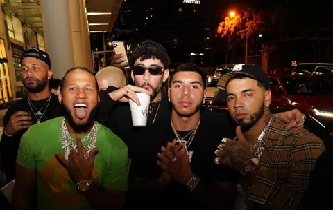 Anuel AA, Bad Bunny y otros artistas, se fueron de rumba en plena pandemia