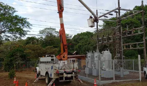 Usuarios de servicios eléctricos quedarían pagando inversiones