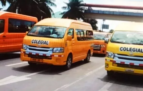 Dueños de buses colegiales protestarán en Coclé para exigir respuestas
