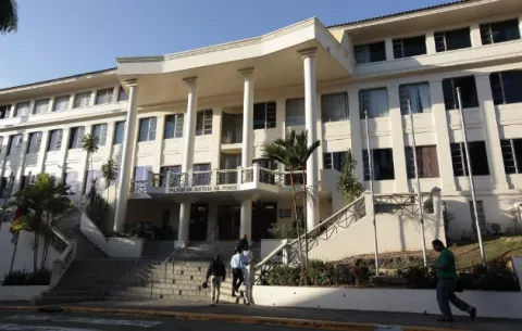 Laurentino Cortizo: Empresa evaluará perfiles de aspirantes a magistrados de la Corte Suprema de Justicia