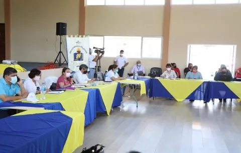 Gremios proponen crear la figura del Defensor del Educador 