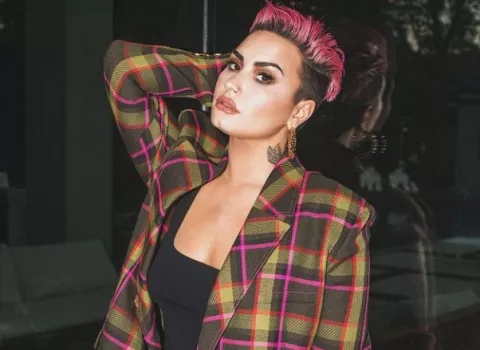 Demi Lovato causa revuelo por video donde recrea su sobredosis