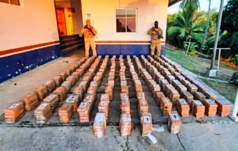 Extranjeros pagarán 10 años de prisión por traficar droga en aguas panameñas 