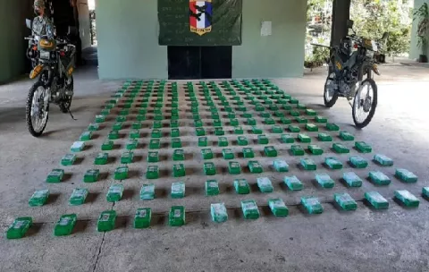 Caen dos colombianos con 203 paquetes de sustancias ilícitas en el corregimiento de Jaqué