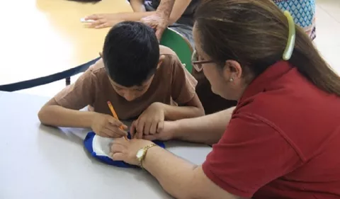 Los desafíos de los estudiantes con autismo