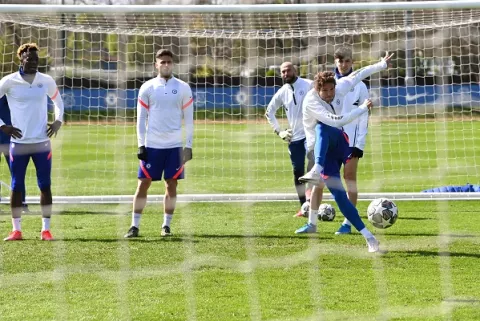 Chelsea saldrá a defender su ventaja ante el Porto para completar su pase a semifinales de la Champions
