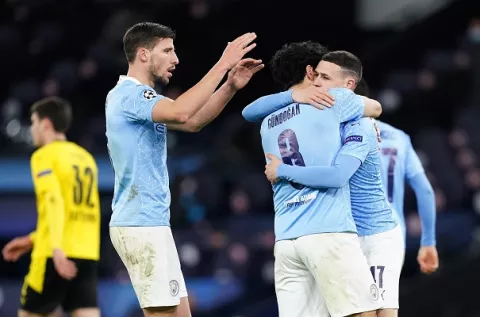 Phil Foden adelantó la eliminatoria para el City de Guardiola frente al  Dortmund