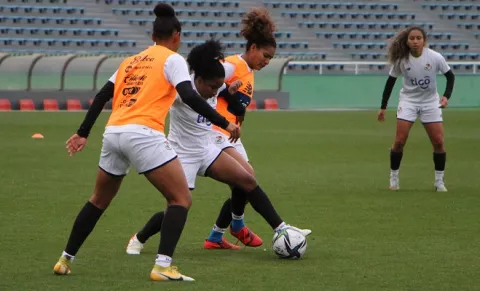 Selección femenina de Panamá se afina para amistoso ante Japón