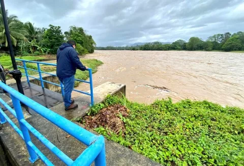 Lluvias dejan fuera de operaciones a tres plantas potabilizadoras en Bocas del Toro