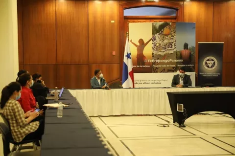 Inadeh busca mejorar   competencias