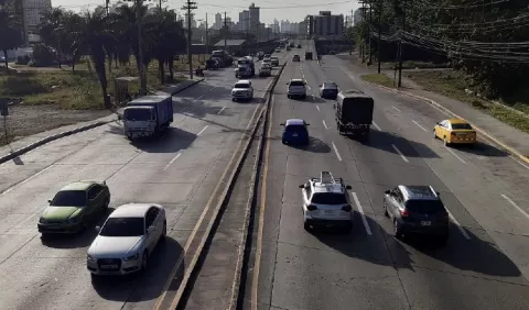 Conductores de carga peligrosa y camiones deberán tener 25 años