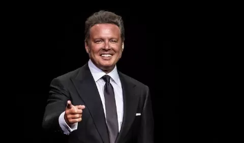 Luis Miguel no se realizó cirugía estética en las cejas