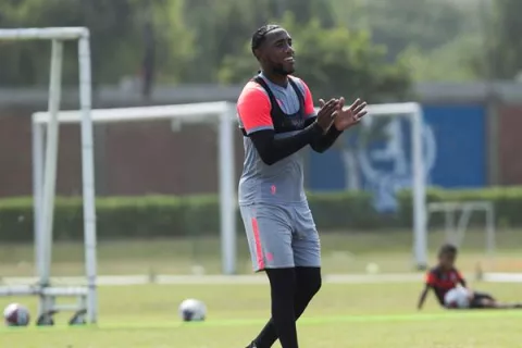 'Matador' Tejada pone al Herrera F.C. en la pelea en el fútbol panameño
