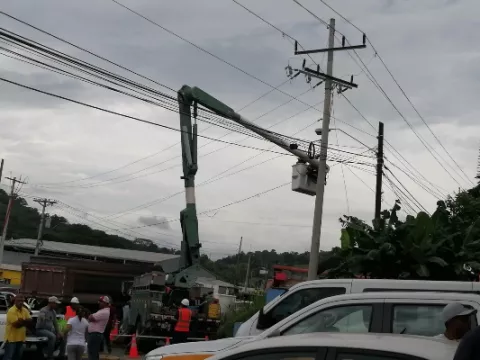 Varios sectores de Panamá Oeste pasan más de 18 horas sin electricidad