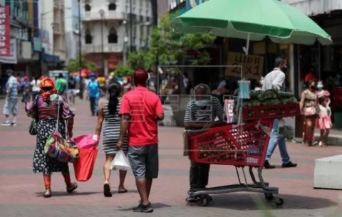 Panamá recibe tarjeta verde por el impacto en el planeta y tarjeta amarilla por la pobreza y desigualdad