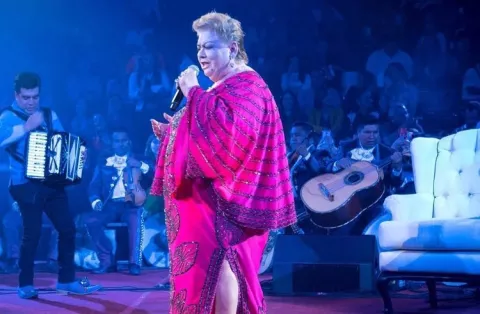 Paquita la del Barrio cumple 74 años: Una vida entre infidelidades y tragedias
