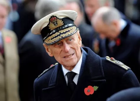 Muere el príncipe Felipe, esposo de la reina Isabel de Inglaterra