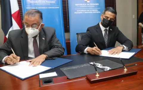 Mida y Ampyme firman acuerdo de cooperación y asistencia técnica para apoyar a pequeños productores