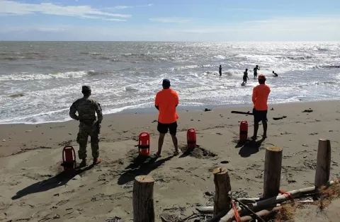 Más de 14 mil personas visitaron playas y ríos a nivel nacional en Semana Santa