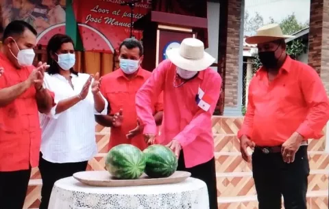 Pariteños recuerdan a Manuel Luna, protagonista del incidente de la Tajada de Sandía 