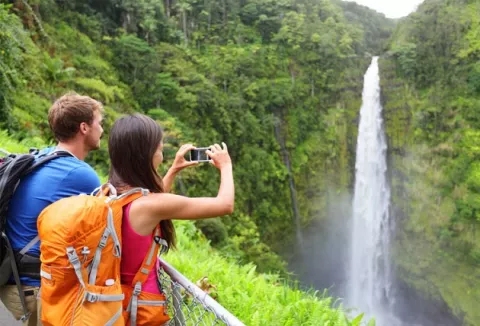 Facebook y OMT se unen para reactivar el turismo 