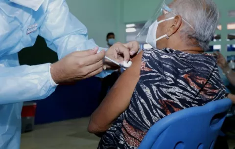Panamá recibirá  77 mil 220 dosis de la vacuna contra la covid-19 de la farmacéutica Pfizer