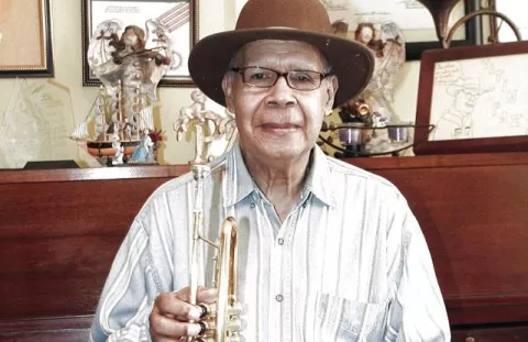 Víctor Nicolás Paz: Despiden al trompetista panameño al ritmo de la música