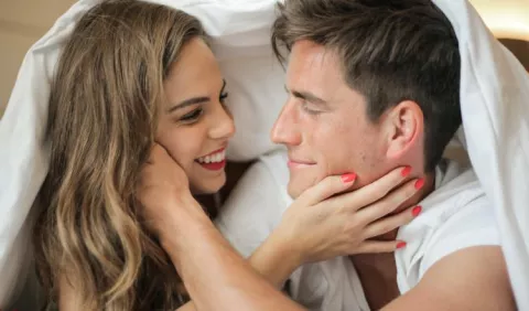 Parejas: ¿Qué deben saber de las zonas erógenas?