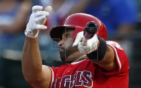 Albert Pujols es dado de baja por los Angelinos