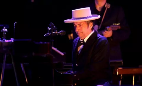 Bob Dylan cumple 80 años como leyenda viva de la música