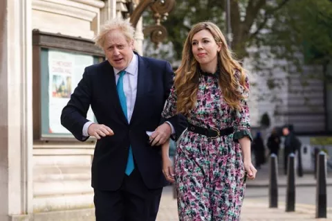 Boris Johnson y su novia Carrie Symonds se casan 'en secreto' 