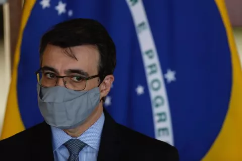 Brasil se adhiere a un proyecto de cable de fibra óptica Suramérica-Oceanía-Asia
