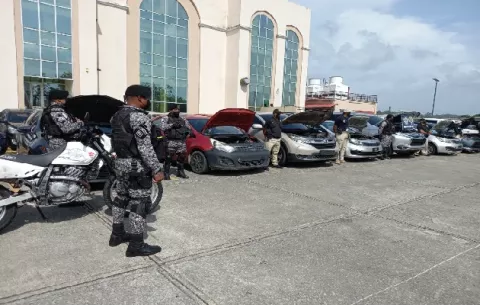Recuperan 15 vehículos en Colón durante el operativo 'Comando 2'